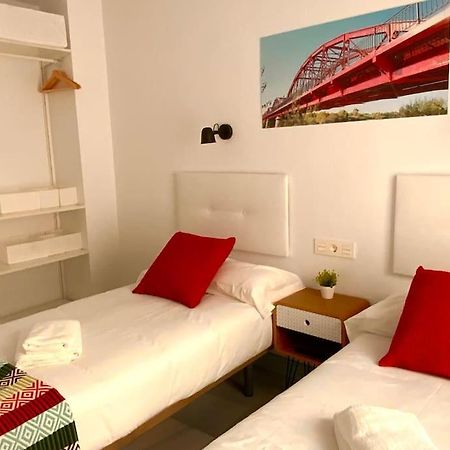 My Home In Triana, Luminoso Y Acogedor Apartamento Sevilla Exterior foto