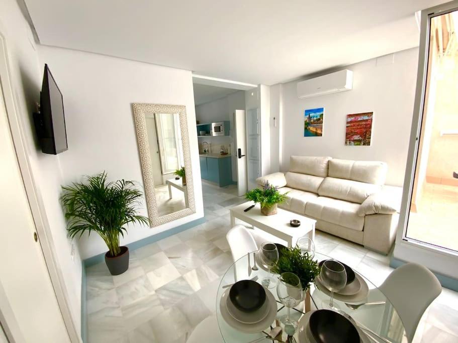 My Home In Triana, Luminoso Y Acogedor Apartamento Sevilla Exterior foto