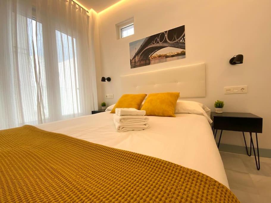 My Home In Triana, Luminoso Y Acogedor Apartamento Sevilla Exterior foto